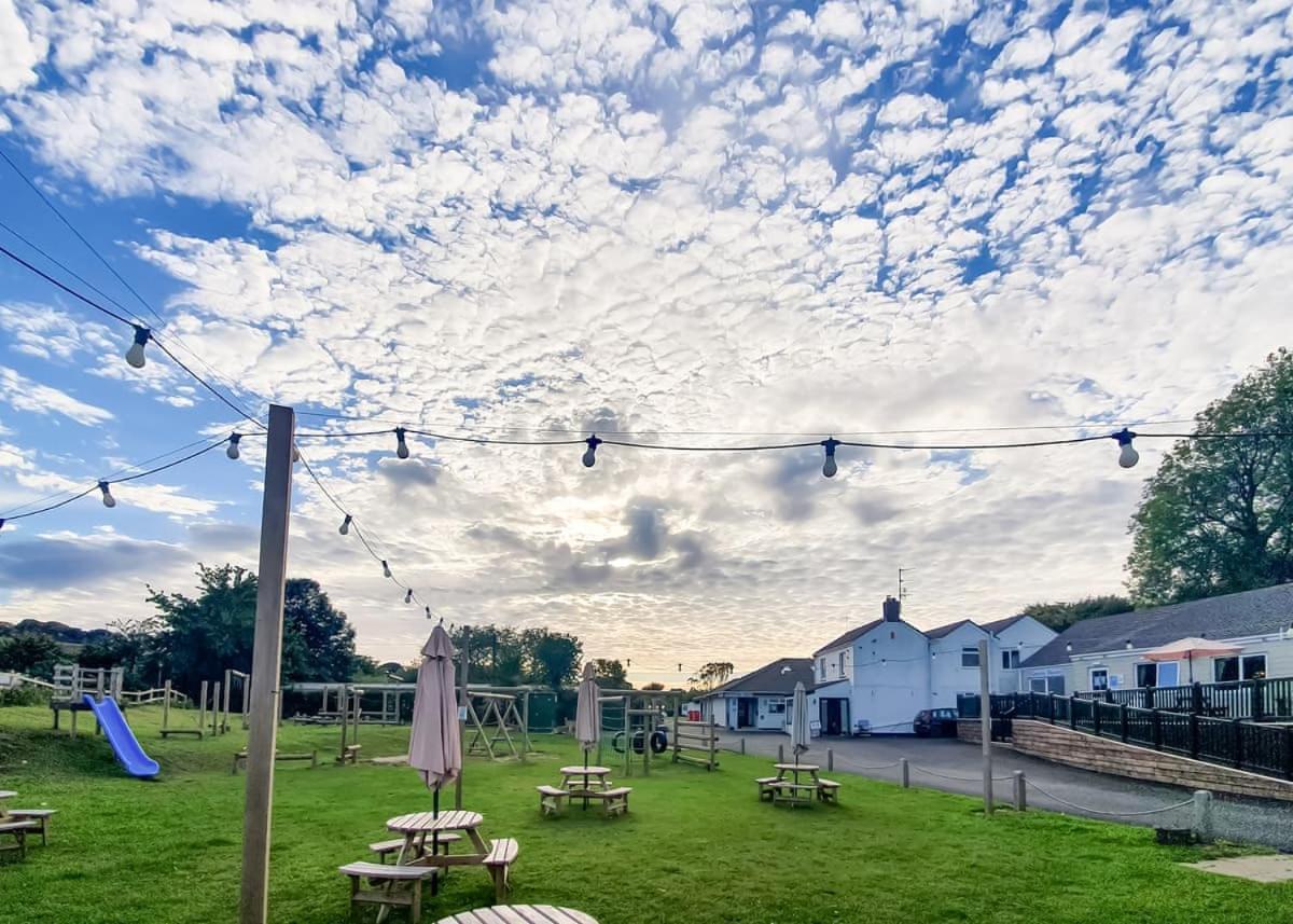 Calloose Holiday Park ヘイル エクステリア 写真
